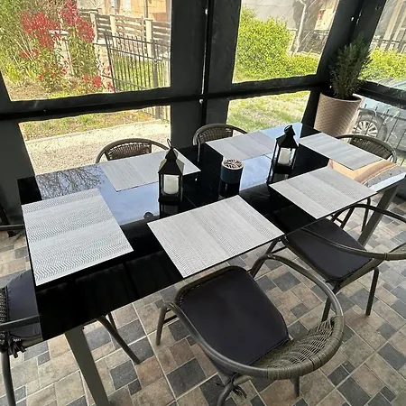 Aurora Apartment *